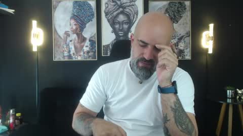 Alex Saints online show from May 20, 2:23 pm