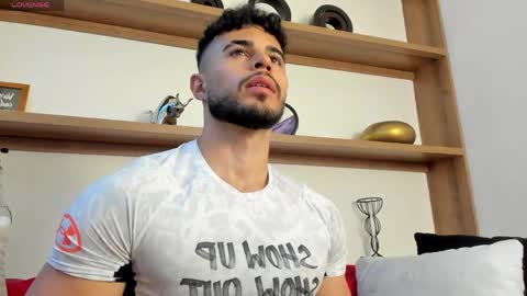 alex_wolf05 online show from April 11, 8:24 pm