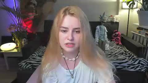 alexa_pirs online show from July 18, 5:15 pm