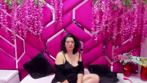 alexa sanz online show from December 2, 9:57 pm