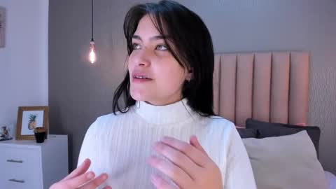 Alexa Thaylor online show from March 3, 2:28 pm