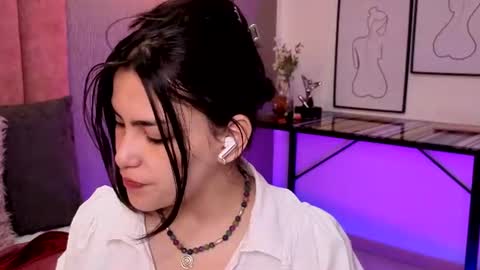 Alexa Thaylor online show from June 11, 4:38 pm