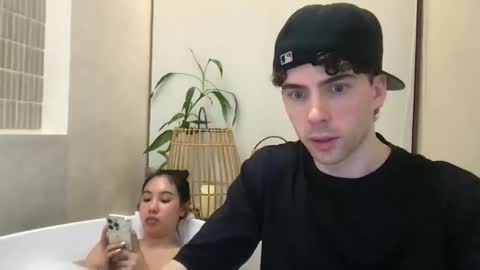 Alexander online show from March 24, 5:41 pm