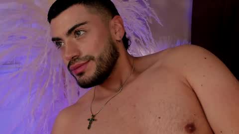 Alexander Diaz online show from June 6, 3:29 pm