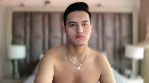 alexander_grey80 online show from August 7, 6:17 pm
