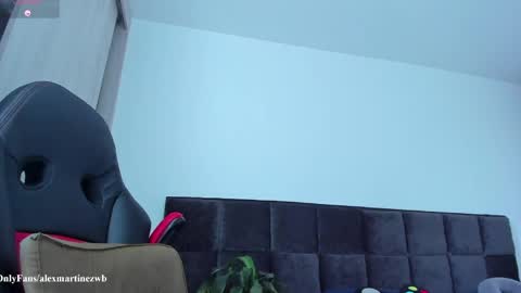 Onlyfansalexmartinezwb  Instagram alexwbmartinez  Twitter martinezcb937 online show from April 11, 4:55 pm