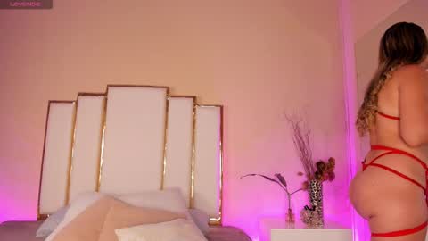 alexandraa_gomez online show from November 24, 8:07 pm