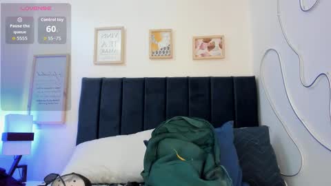 Alexandro online show from October 21, 12:05 am