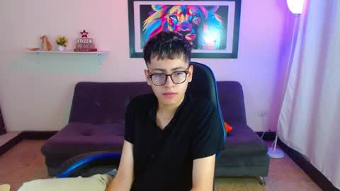 alex online show from June 9, 1:55 pm