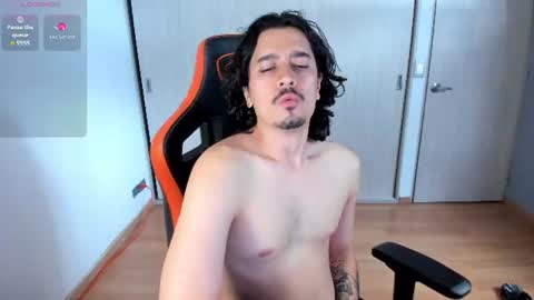 alexfloreszzz online show from July 16, 9:29 pm