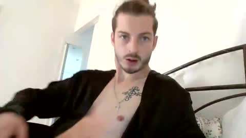 alexfr31 online show from December 28, 2:10 pm