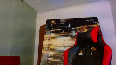 alexgiraldo__ online show from July 29, 2:50 pm