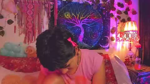 Alex online show from June 11, 6:39 pm