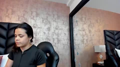 AlexiahCollins online show from March 12, 10:50 pm