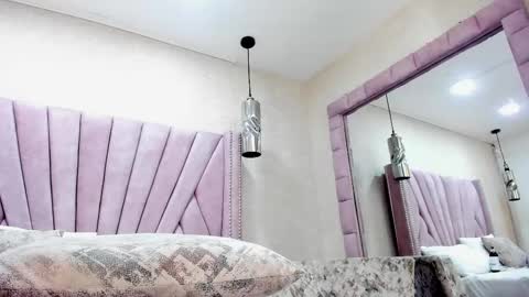 AlexiahCollins online show from February 12, 6:09 pm