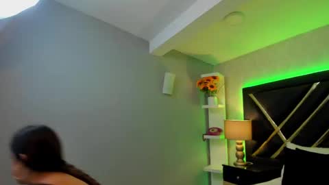 AlexiahCollins online show from February 16, 3:47 am