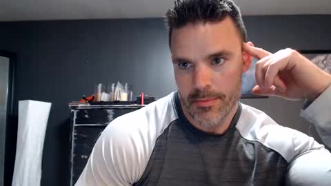 Alex online show from June 2, 2:02 am