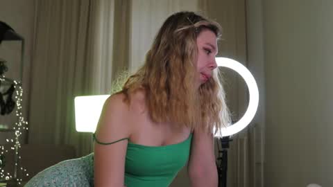 Alexina online show from October 23, 10:50 am