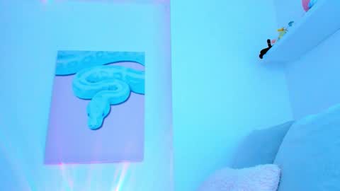 Alexiis 3 online show from October 24, 4:30 pm