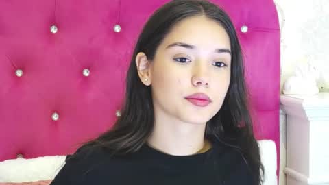 alexisdevine online show from August 3, 4:25 am
