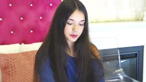 alexisdevine online show from July 22, 4:25 am