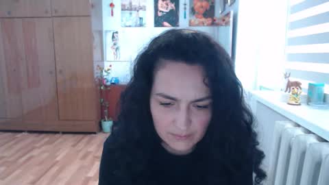 AlexisMillers online show from June 8, 11:55 am