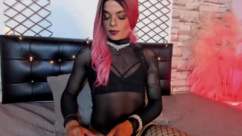 Snapshot of alexjhonsson chatting on February 19, 12:44 pm Alexjhonsson online show from February 19, 12:44 pm