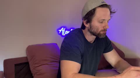 Alex Mann online show from November 26, 6:37 pm