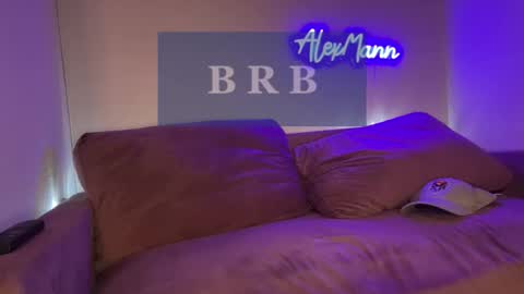 Alex Mann online show from December 2, 2:10 am