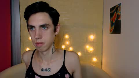 alexnaughty14 online show from September 24, 7:59 am