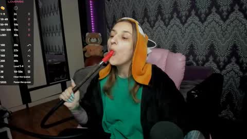 Alex online show from December 12, 3:21 am