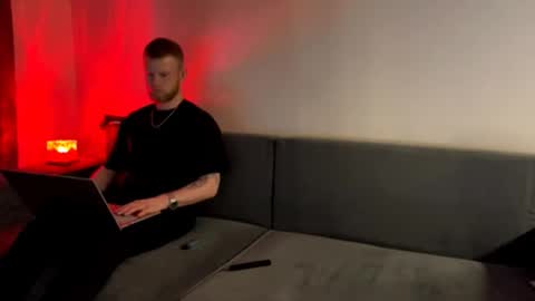 Alex online show from April 6, 6:20 pm