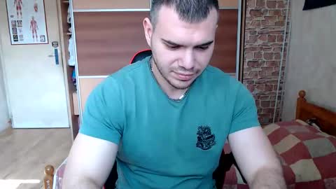 alexxgorilla online show from March 2, 11:50 am