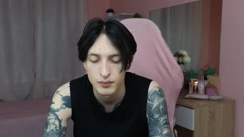 Alex online show from October 25, 2:17 pm