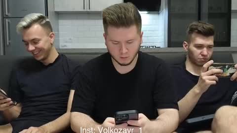 AlexDimaIgor online show from October 22, 8:43 pm