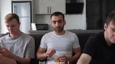 AlexDimaIgor online show from March 3, 8:43 am