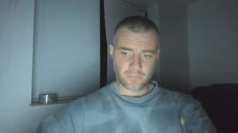 alfiesolomons87 online show from February 21, 9:18 pm