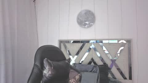 Carolina Join The Fan Club  online show from March 23, 12:04 am