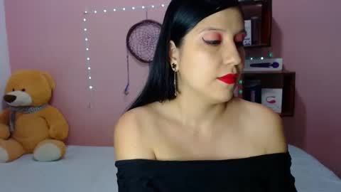 alixia online show from November 3, 9:16 pm