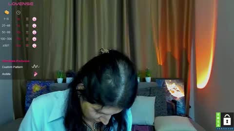Snapshot of alianna_solo_kiss chatting on October 21, 11:48 am Alianna online show from October 21, 11:48 am