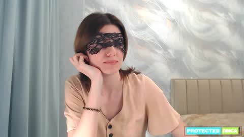 Alice online show from April 2, 6:15 pm