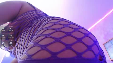 AlicceBlack8 online show from December 3, 5:15 am