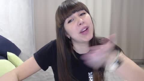 Snapshot of alice_59 chatting on December 3, 1:38 pm alice_59 online show from December 3, 1:38 pm