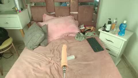 Alice duperly online show from October 18, 4:11 pm