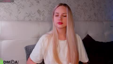 Alice online show from October 6, 11:11 pm