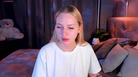 Alice online show from September 25, 12:39 am