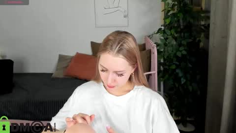 Alice online show from November 17, 10:56 pm