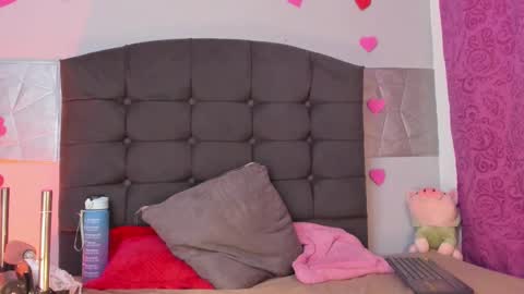  Alice Evans online show from March 6, 7:47 am