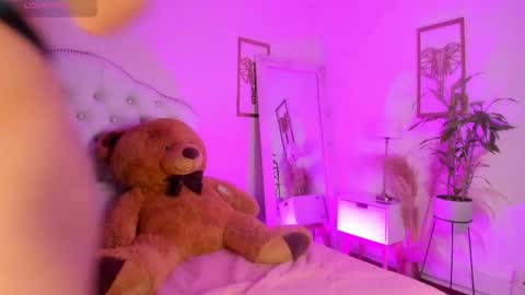 Alice Graay  online show from February 17, 4:20 am