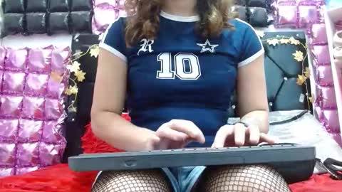 alice online show from October 5, 2:57 pm